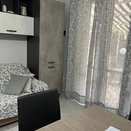 Villettaletregi Self-check-in Campofelice Di Roccella