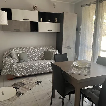 Holiday home Villettaletregi *